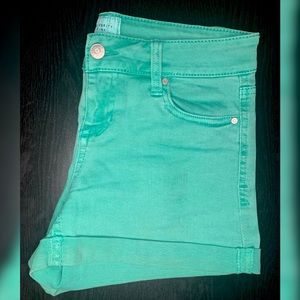 Celebrity Pink brand denim shorts👖!